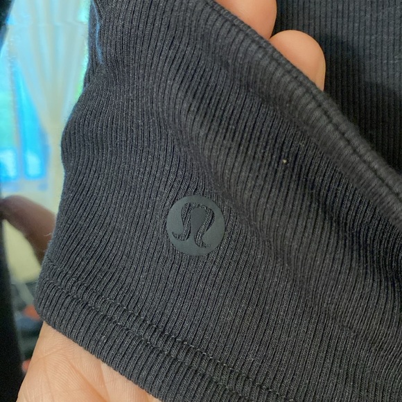 lululemon open back long long sleeve crop - Picture 3 of 6
